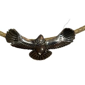 Gorgeous choker-style necklace with bird design. EUC